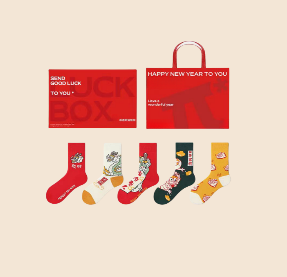 socks,hats,scarves,gloves